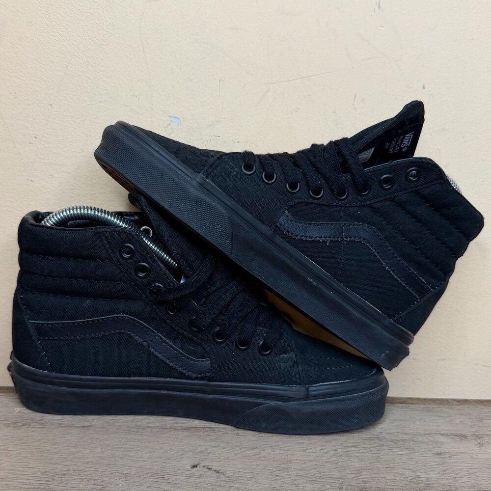 Vans Sk8-Hi Triple Black Skate Shoes Womens 6 High Top Canvas Sneakers